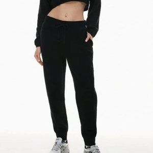 Aritzia TNA CozyAF Perfect Pocket Sweatpant